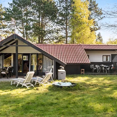 3 Bedroom Cozy In Rødby