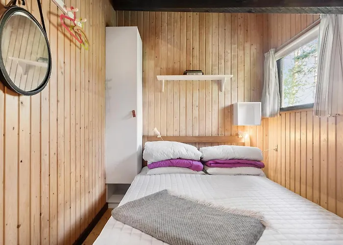 Дом отдыха 3 Bedroom Cozy In Рёдбю