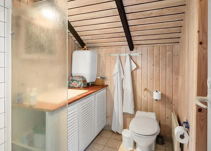 Дом отдыха 3 Bedroom Cozy In