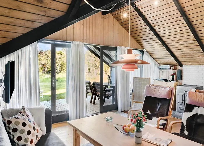 Дом отдыха 3 Bedroom Cozy In